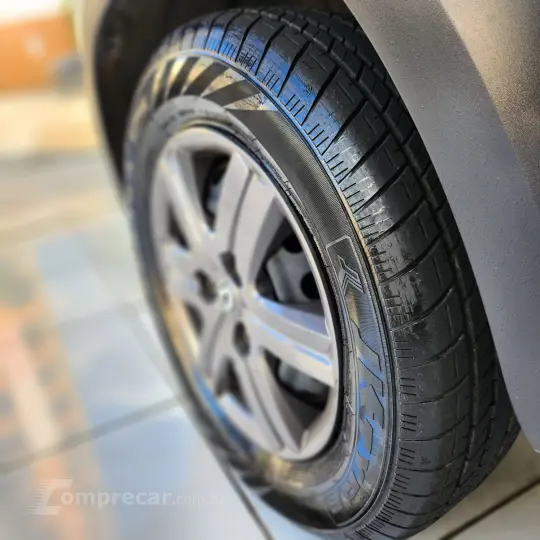 KWID 1.0 12V SCE ZEN