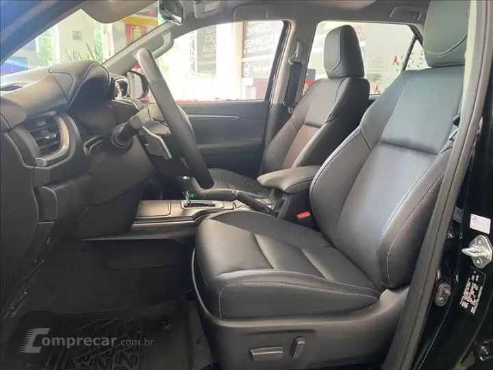 HILUX SW4 2.8 D-4d Turbo SRX Platinum 7L 4X4