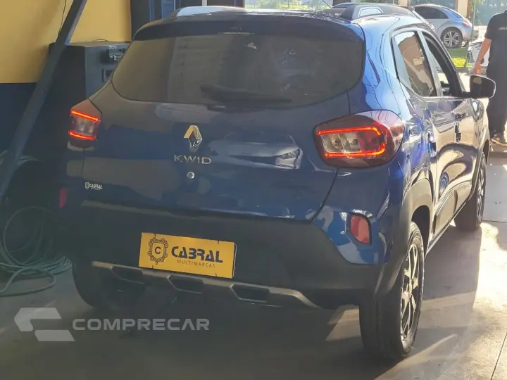 Kwid KWID OUTSIDER 1.0 Flex 12V 5p Mec.