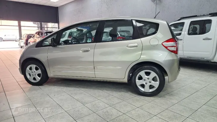 Fit LX 1.4/ 1.4 Flex 8V/16V 5p Mec.