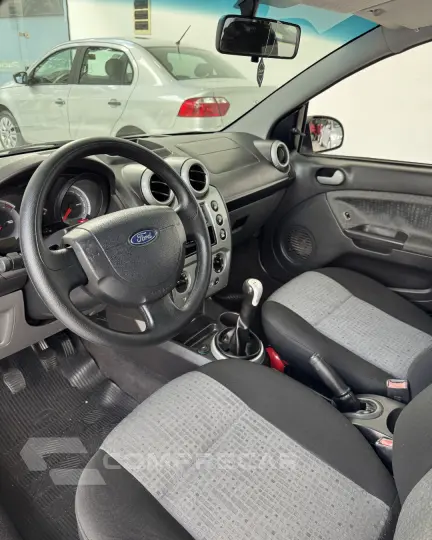 FIESTA 1.6 MPI Class Sedan 8V