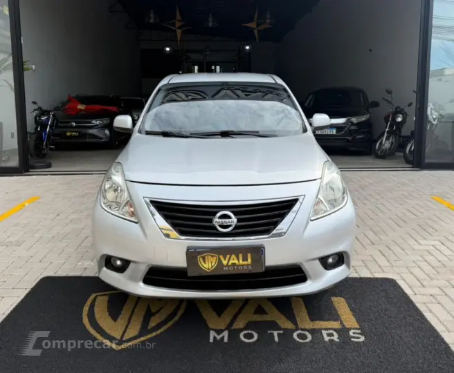 VERSA SL 1.6 16V Flex Fuel 4p Mec.