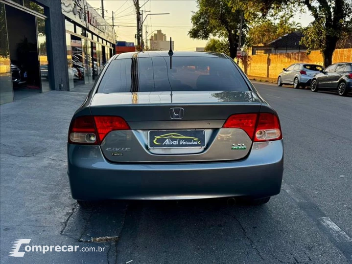 CIVIC 1.8 LXL 16V