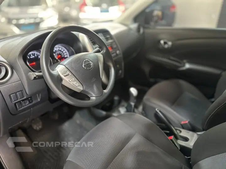 Versa Sedan 1.6 16V 4P FLEX SL