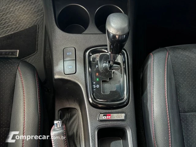 HILUX - 2.8 D-4D TURBO CD GR-S 4X4 AUTOMÁTICO