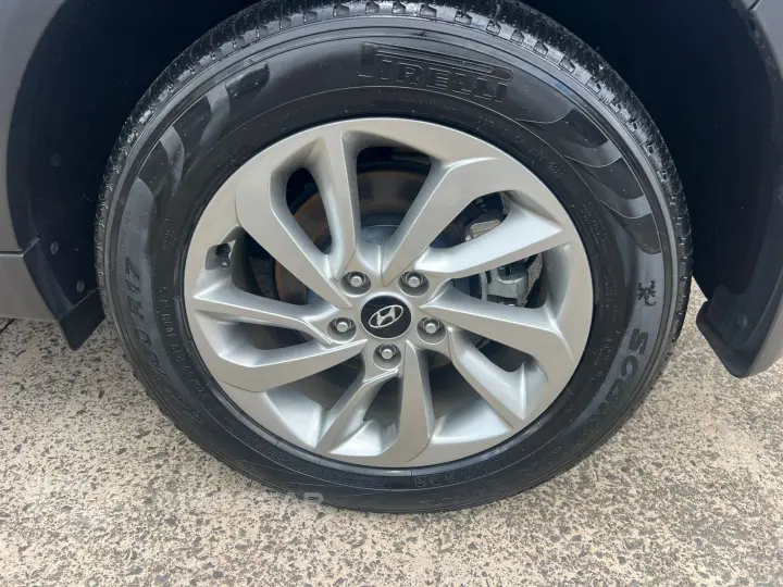 TUCSON 1.6 16V T-gdi GLS