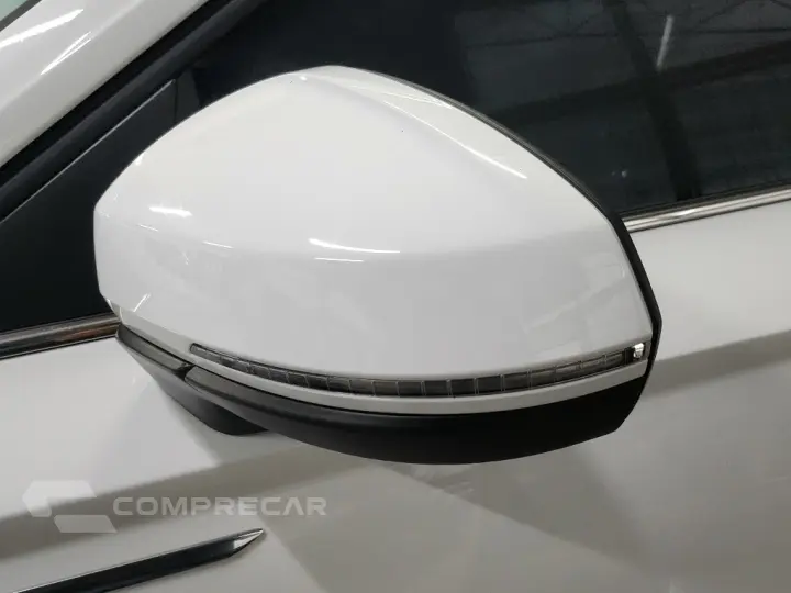 TAOS 1.4  250 TSI TOTAL FLEX HIGHLINE AUTOMÁTICO