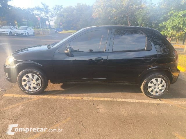 CELTA - 1.0 MPFI LT 8V 4P MANUAL