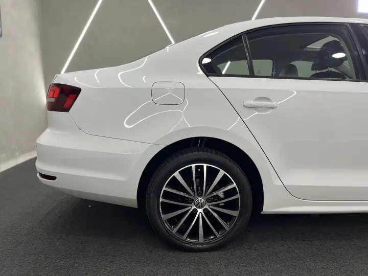 JETTA 1.4 16V TSI Comfortline