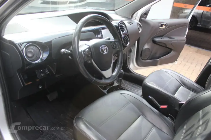 Etios Sedan 1.5 16V 4P FLEX PLATINUM AUTOMÁTICO