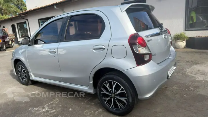 Etios Hatch 1.5 16V 4P FLEX PLATINUM AUTOMÁTICO
