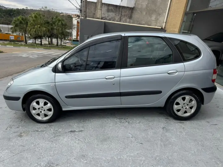 Scénic RXE/ Privilège 2.0 16V 5p Mec.