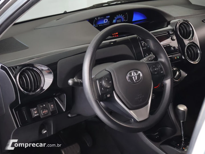 ETIOS 1.5 X Plus 16V