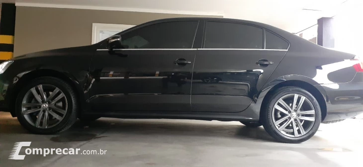 JETTA 2.0 TSI Highline 211cv