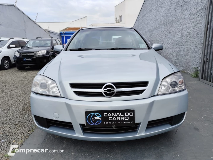 ASTRA 2.0 MPFI Advantage 8V