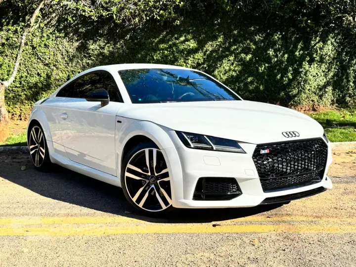 TT 2.0 Coupé 16V Turbo