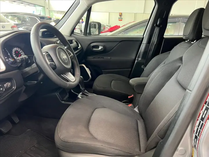 RENEGADE 1.8 16V FLEX 4P AUTOMÁTICO