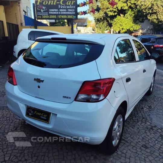 ONIX HATCH LS 1.0 8V FlexPower 5p Mec.