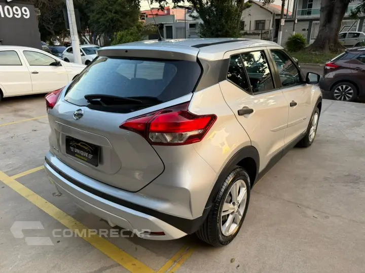 Kicks 1.6 16V Flexstart Active Xtronic