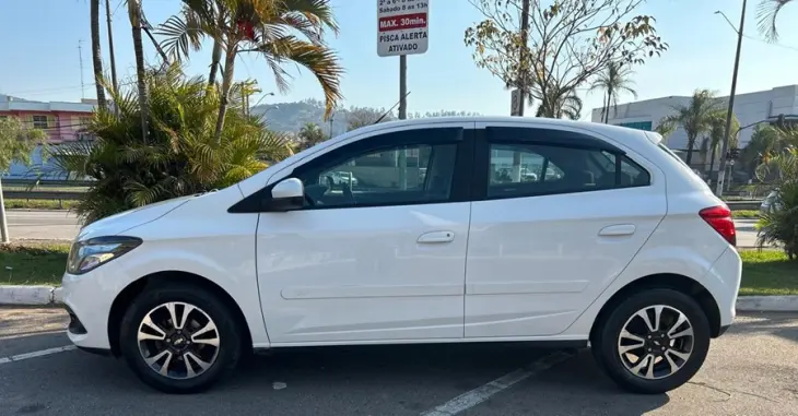 ONIX 1.4 MPFI LTZ 8V