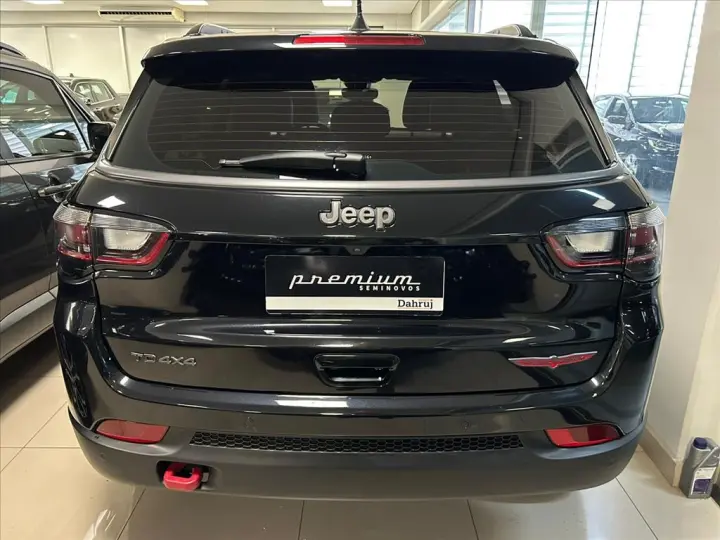 COMPASS 2.0 TD350 TURBO DIESEL TRAILHAWK AT9