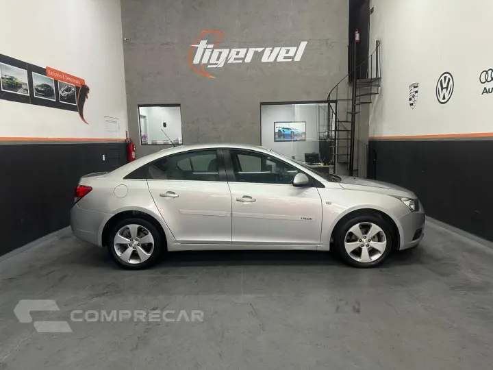 CRUZE 1.8 LT 16V