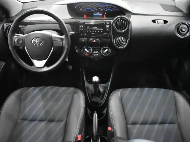 ETIOS HATCH - 1.5 XS 16V 4P MANUAL