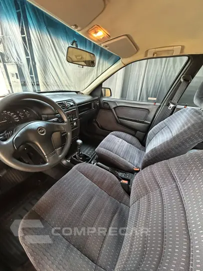 VECTRA 2.0 MPFI GLS 8V