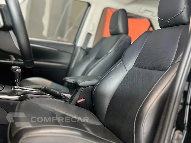 HILUX SW4 - 2.8 D-4D TURBO SRX 7L 4X4 AUTOMÁTICO