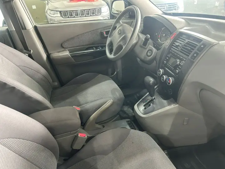 Tucson 2.0 Mpfi Gl 16V 142Cv 2Wd Gasolina 4P Automático