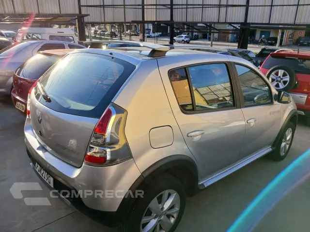 SANDERO - 1.6 STEPWAY 16V 4P AUTOMÁTICO