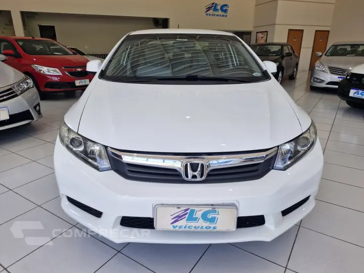Civic 1.8 16V 4P LXS AUTOMÁTICO