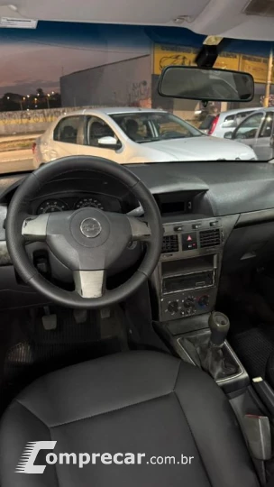 Vectra Elegan. 2.0 MPFI 8V FlexPower Mec