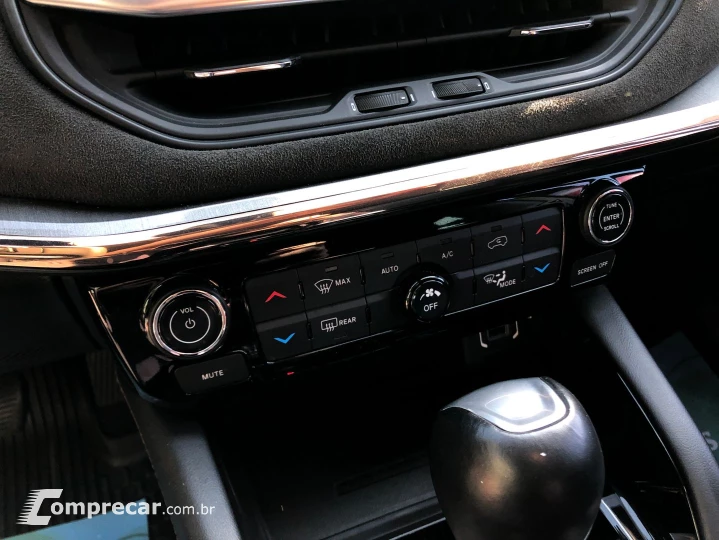 Commander 1.3 T270 Turbo Flex Limited At6