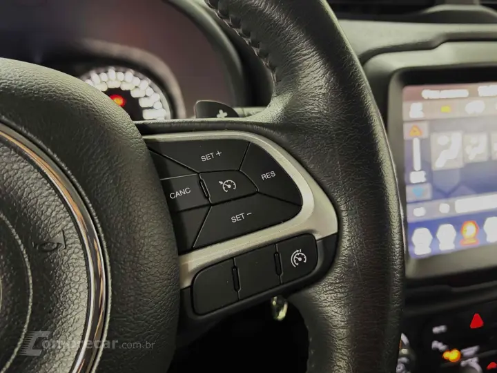 RENEGADE 1.8 16V FLEX LONGITUDE 4P AUTOMÁTICO