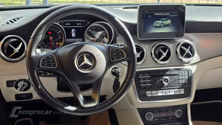 GLA 200 Advance 1.6/1.6 TB 16V Flex Aut.