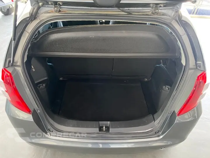 FIT 1.4 LX 16V