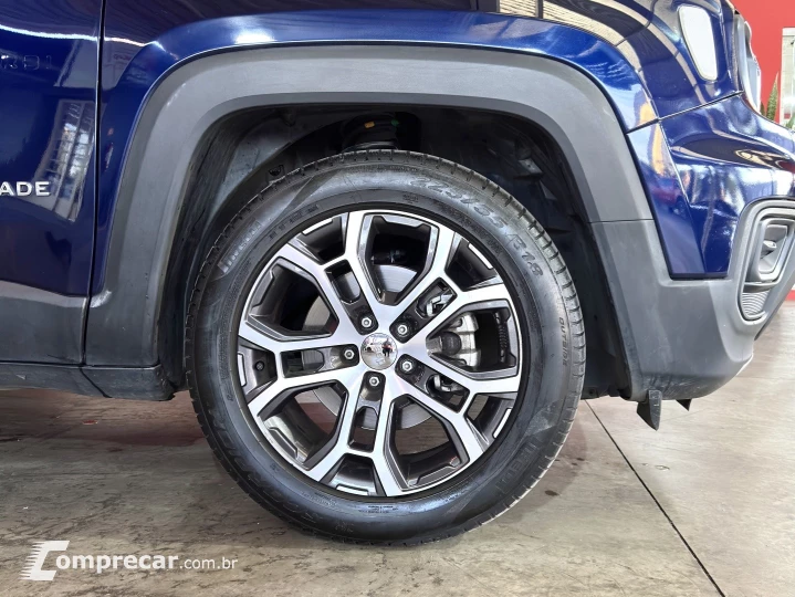 RENEGADE 1.3 T270 TURBO FLEX LONGITUDE AT6