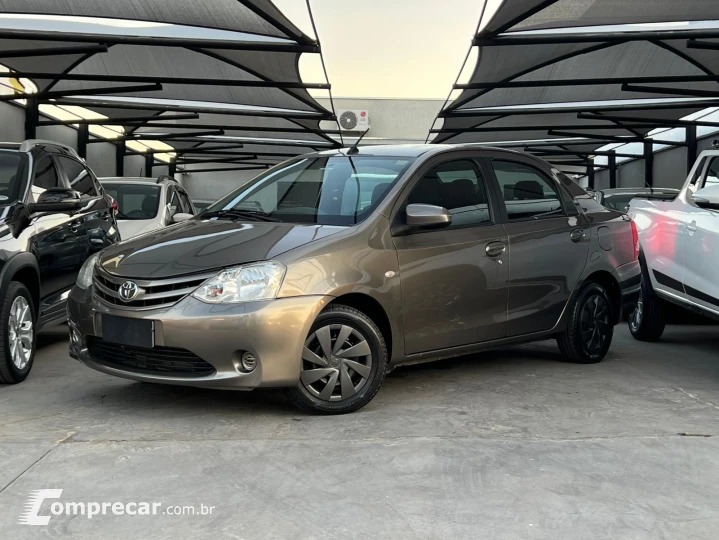 ETIOS 1.5 XS Sedan 16V