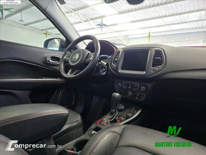 COMPASS 2.0 16V DIESEL TRAILHAWK 4X4 AUTOMÁTICO