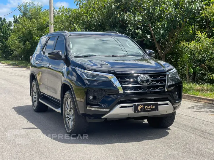 HILUX SW4 2.8 D-4d Turbo Diamond 7L 4X4