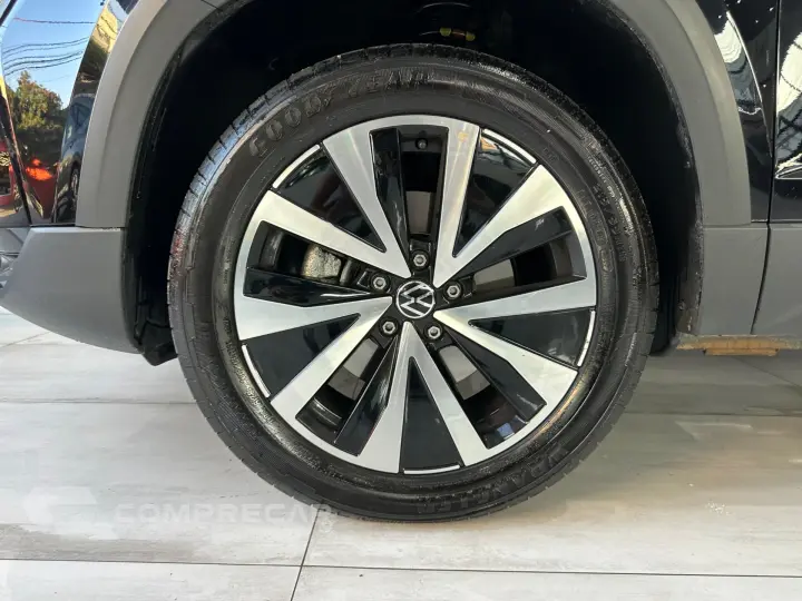 TAOS Comfortline 1.4 250 TSI Flex Aut.