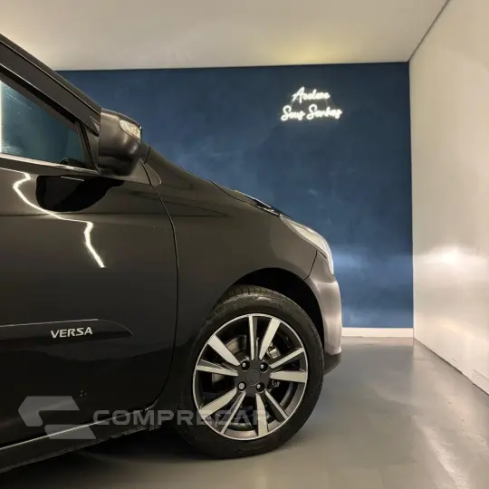 VERSA SL 1.6 16V FlexStart 4p Aut.