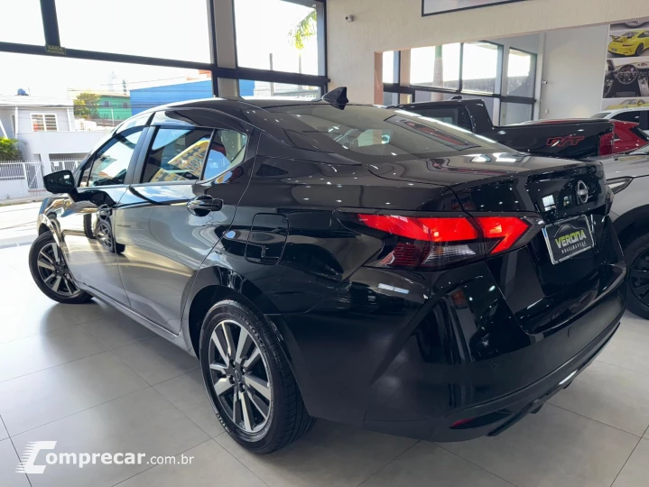 Versa Advance 1.6