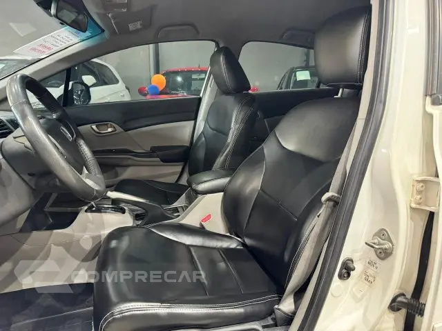 CIVIC - 1.8 LXS 16V 4P AUTOMÁTICO