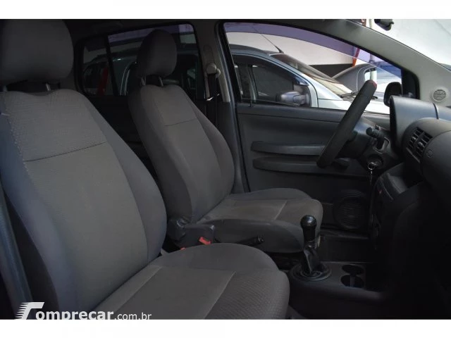 FOX - 1.0 MI 8V 4P MANUAL