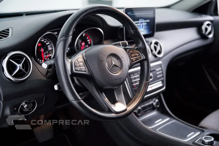 GLA 200 Advance 1.6/1.6 TB 16V Flex Aut.