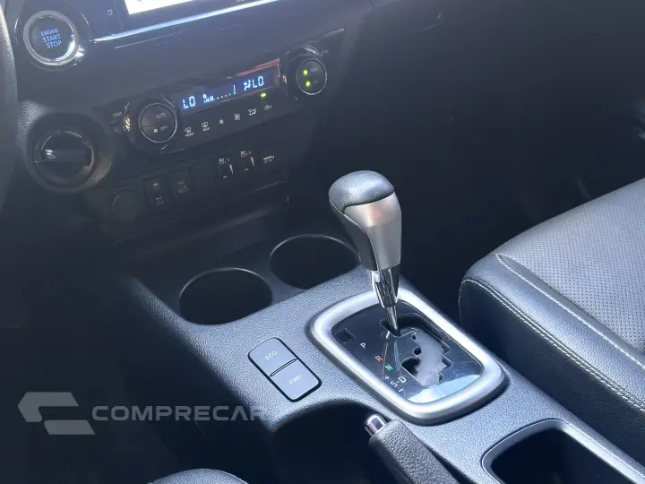 HILUX 2.8 D-4D TURBO DIESEL CD SRX 4X4 AUTOMÁTICO