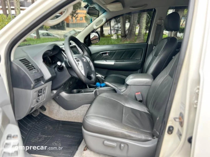 Hilux CD SRV D4-D 4x4 3.0 TDI Diesel Aut