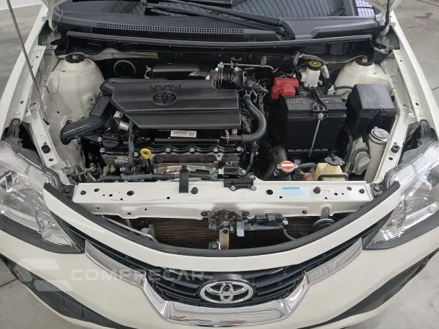 ETIOS SEDAN - 1.5 PLATINUM SEDAN 16V 4P AUTOMÁTICO